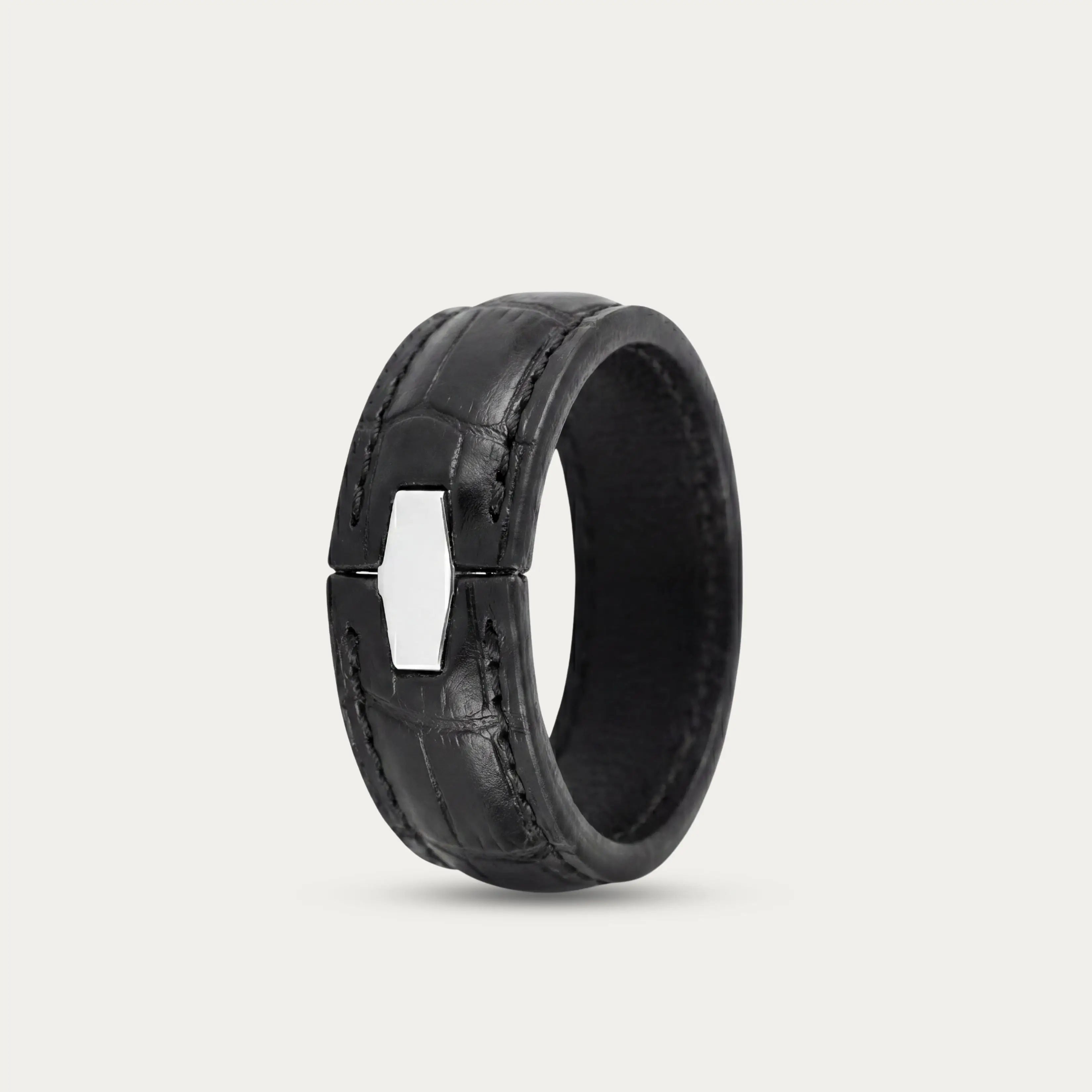 Loop - Black Croc
